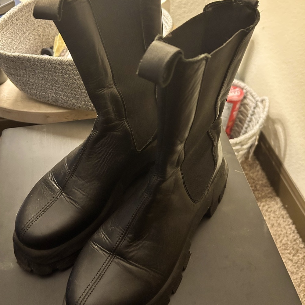 Black Chunky Chelsea Boots - Picture 6 of 6